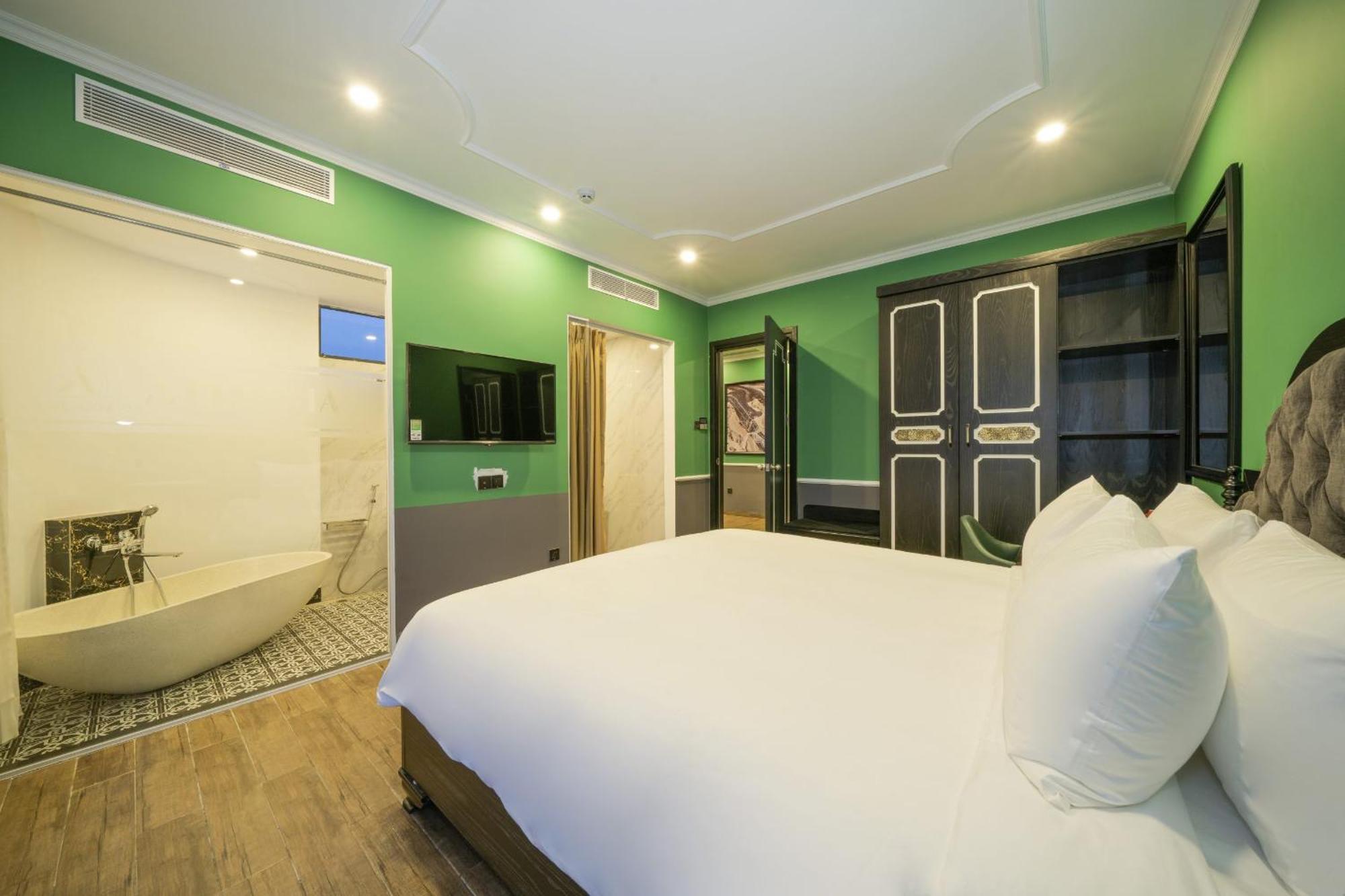 Athenia Hoi An Boutique Hotel & Spa Exterior photo