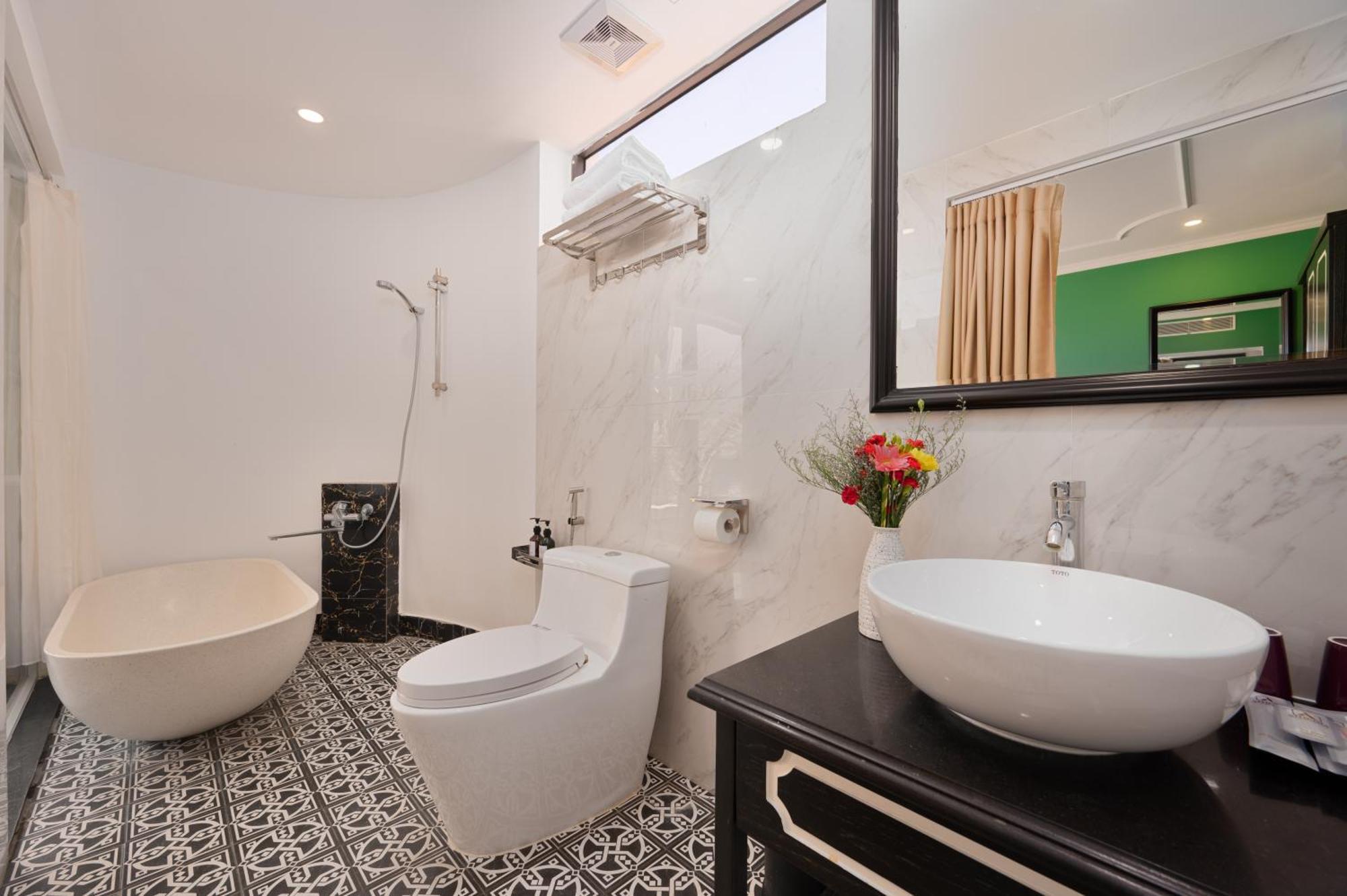 Athenia Hoi An Boutique Hotel & Spa Exterior photo